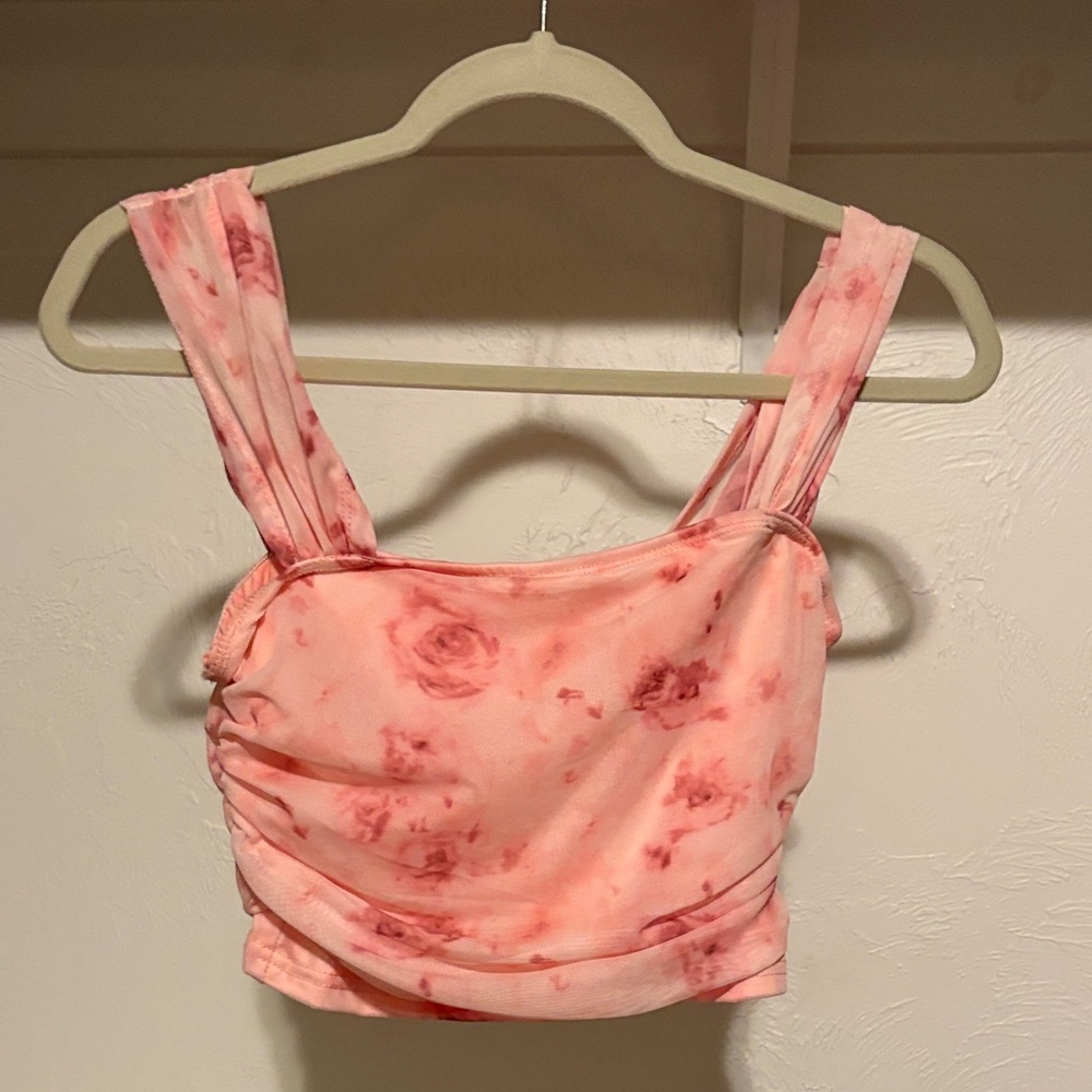 SHEIN Pink Floral Crop Top